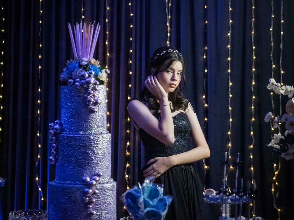 15 / Angie